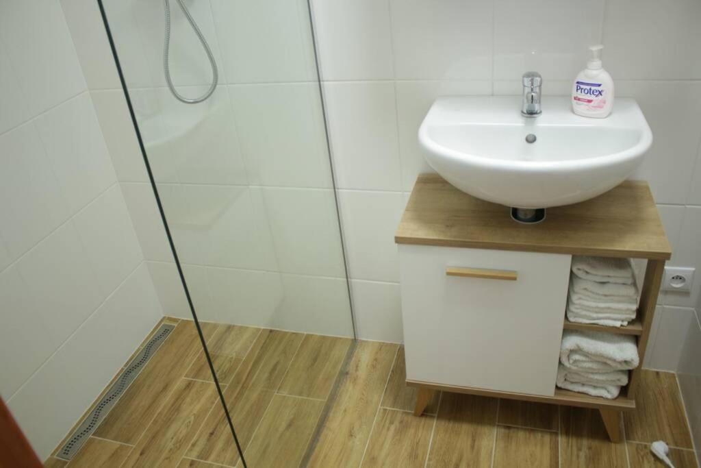 Apartman - Dlhe Diely Apartment Bratislava Exterior photo